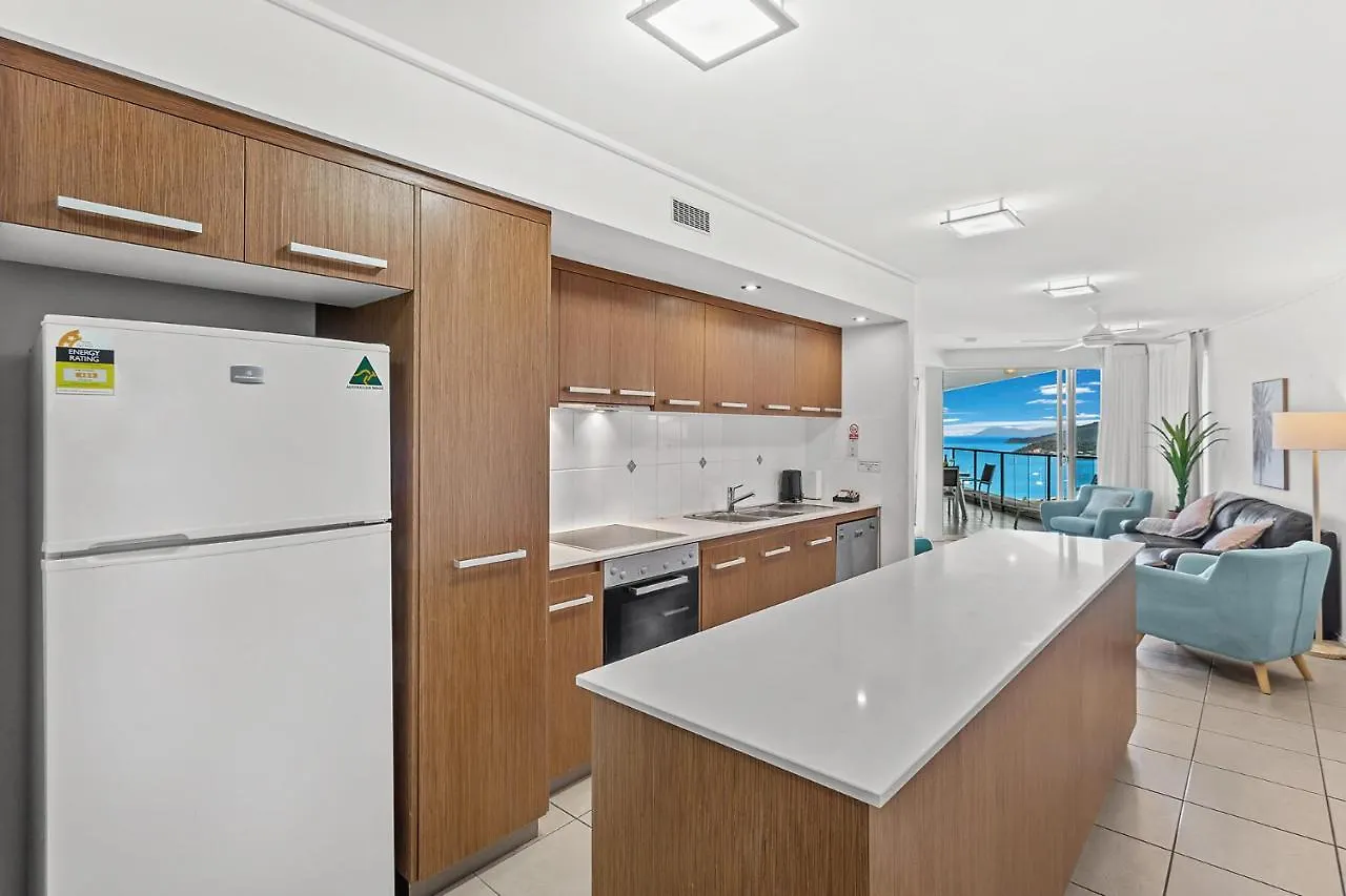 Serenity Views Airlie Beach 0*,